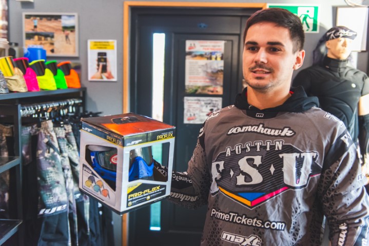 Attrezzatura di servizio paintball